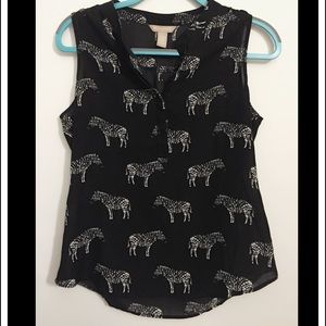 Banana Republic: Zebra Print sleeveless blouse (M)